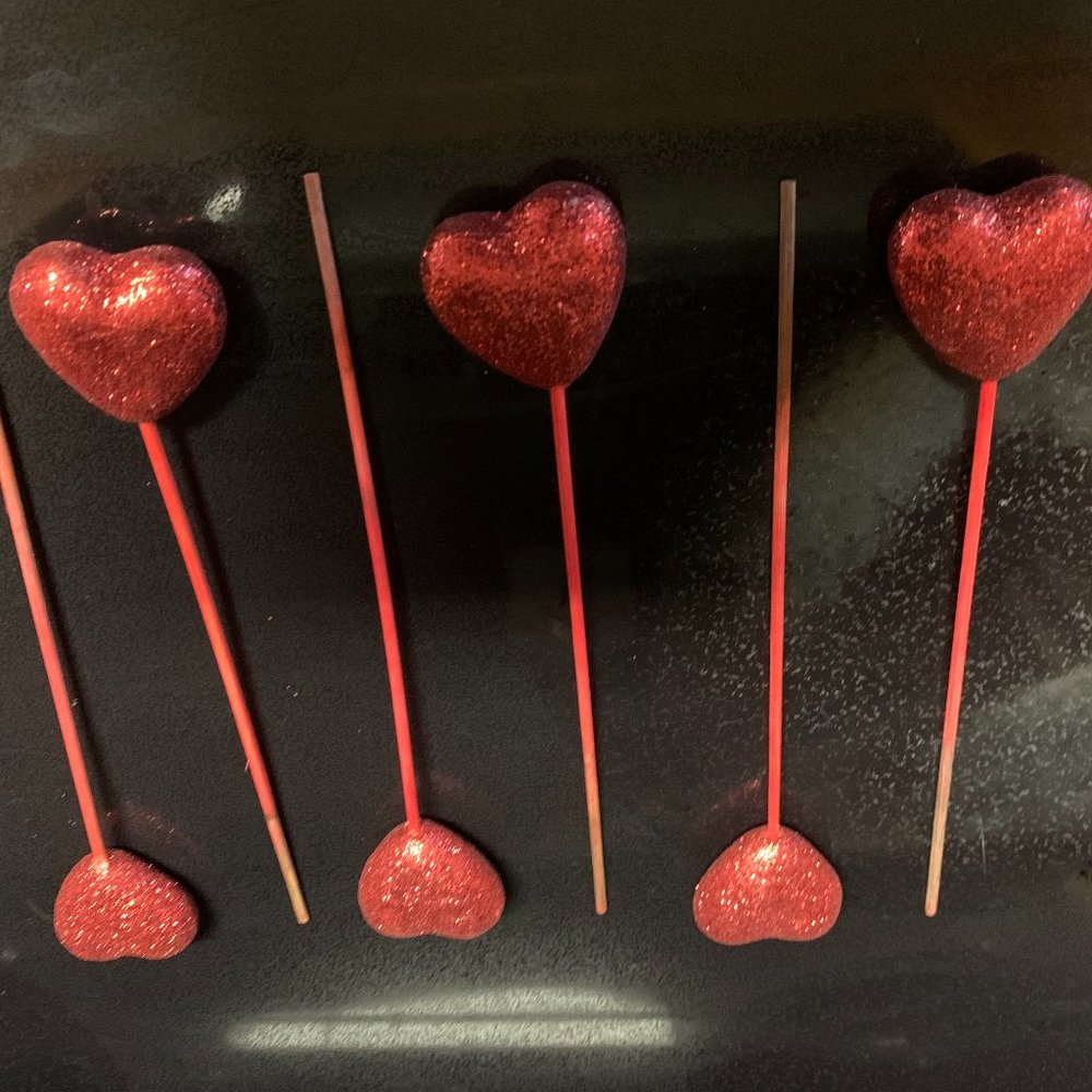 6 Red Valentine/Heart picks